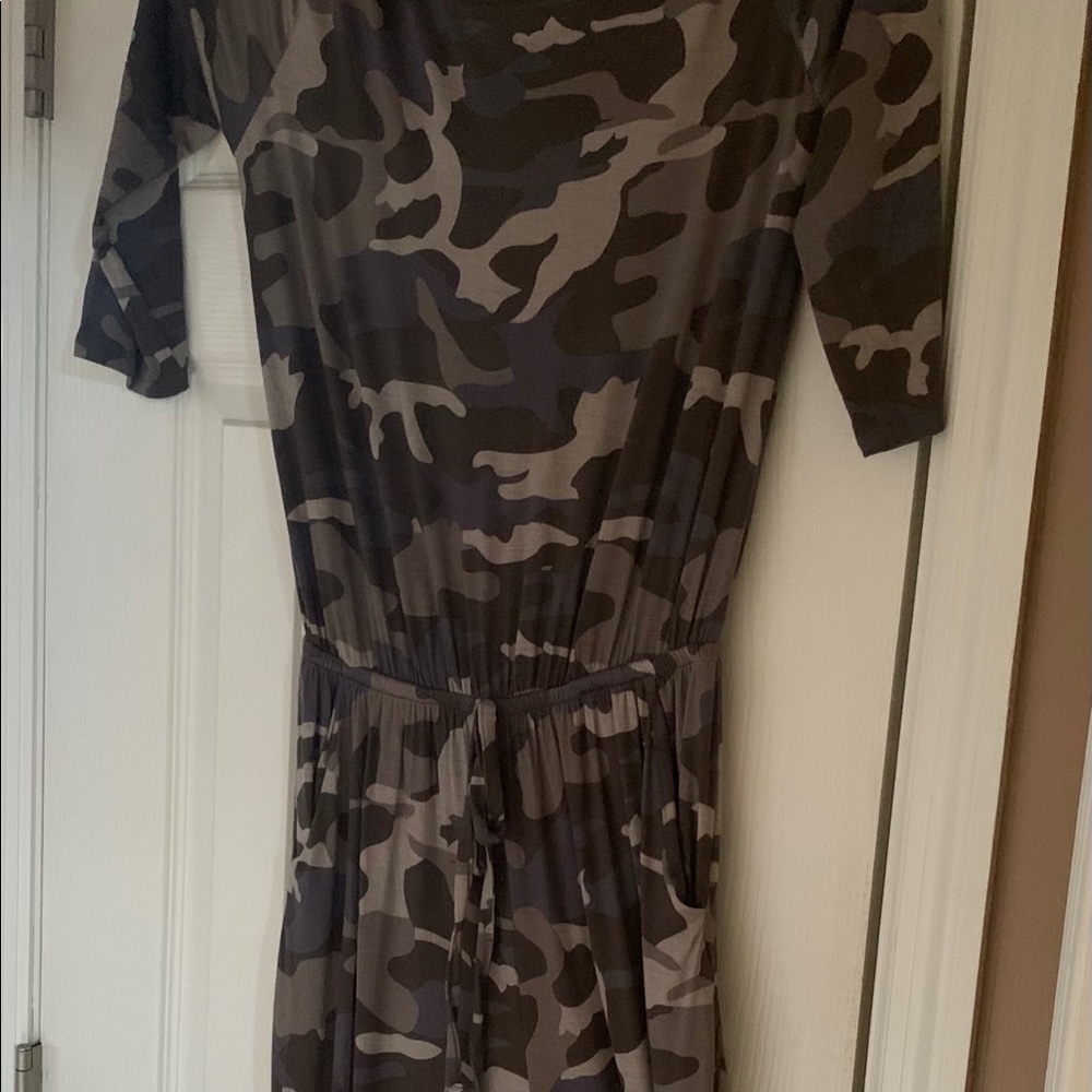 Camo jumper
